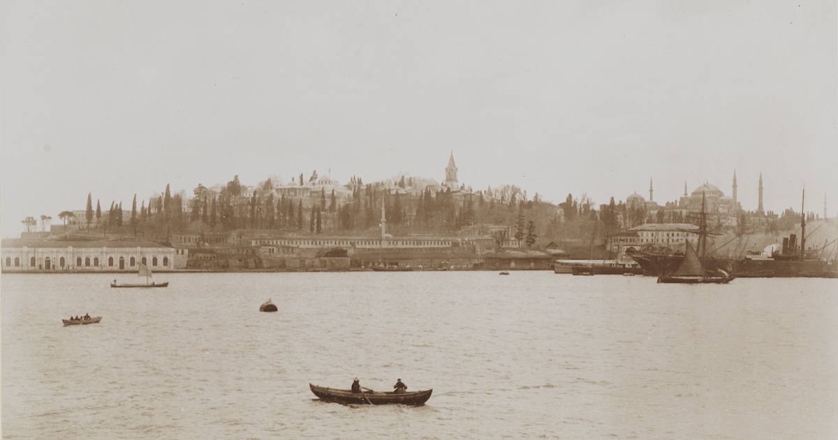 1901 image of Topkapi Palace. współautor korporatywny: Strumper & Co adres wydawniczy:. Public Domain